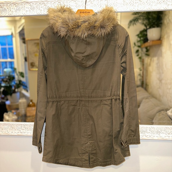 Lucky Brand Utility Jacket Removable Faux Fur Hood Trim DRY CLEANED Army Green S - Picture 2 of 16